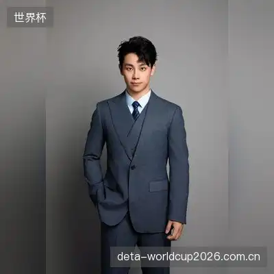 杨露建